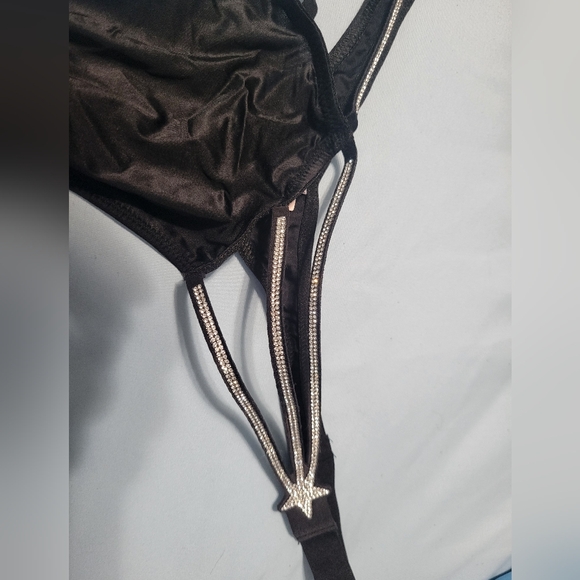 Victoria Secret Bling Thong Xl NWT - Picture 2 of 4